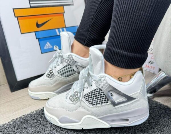 Jordan Retro 4 Dama